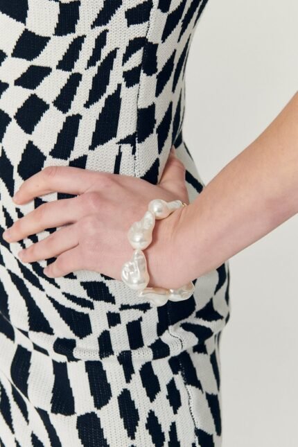Zelie Baroque Pearl Bracelet