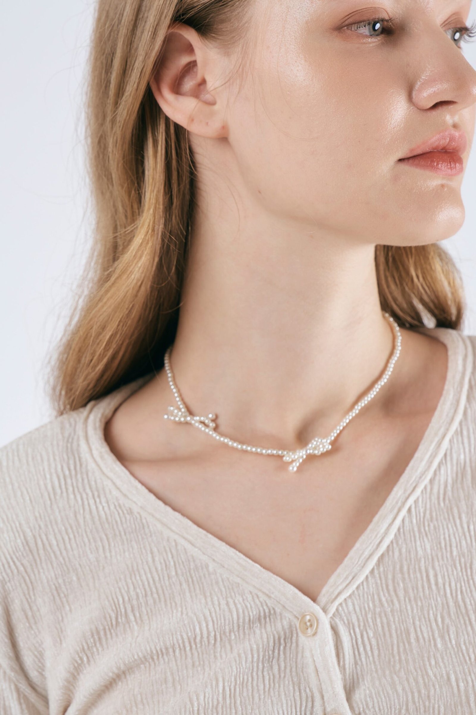 FauxPearlBowNecklaces_02-scaled-1.jpg